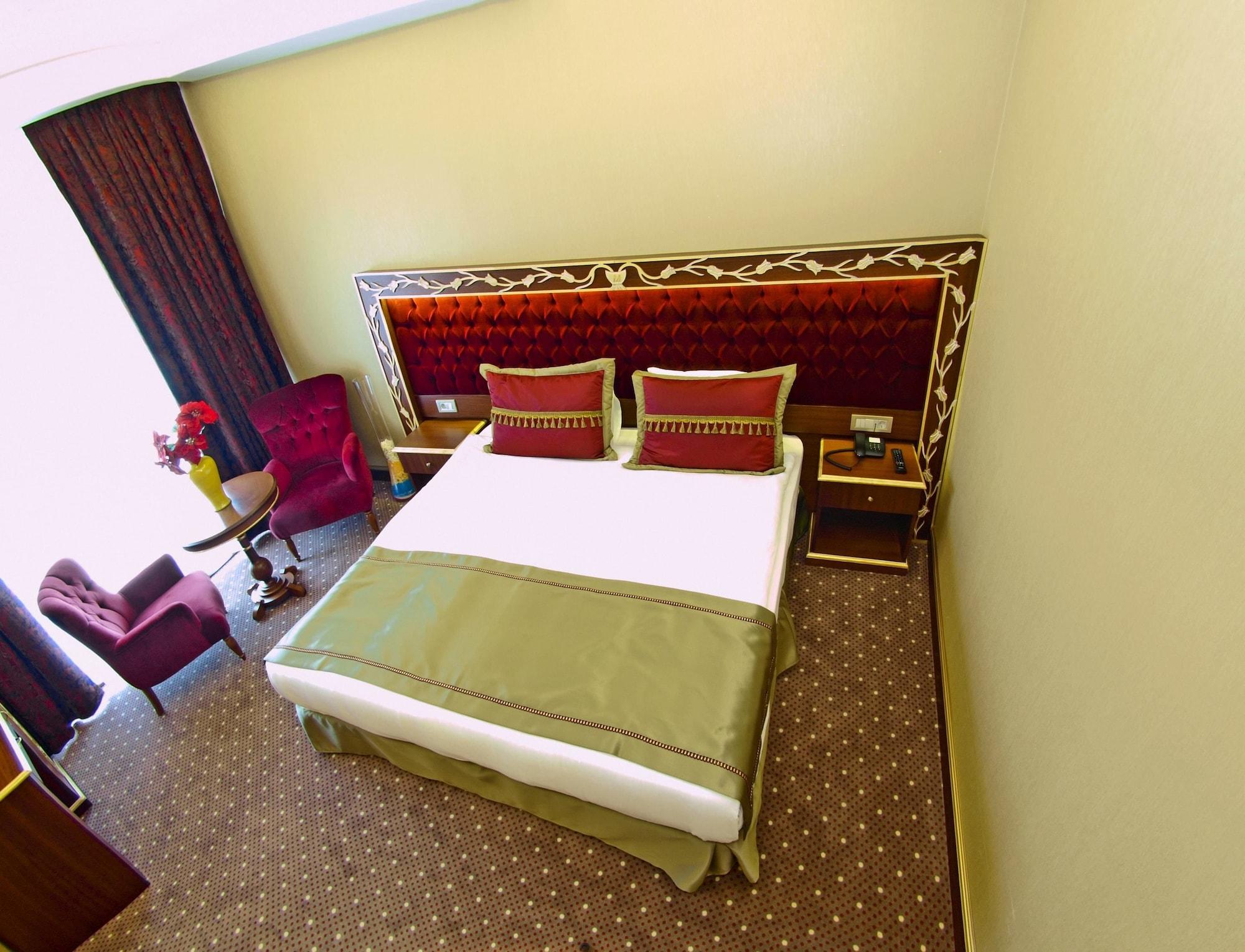 Mb Deluxe Hotel Istanbul Ngoại thất bức ảnh