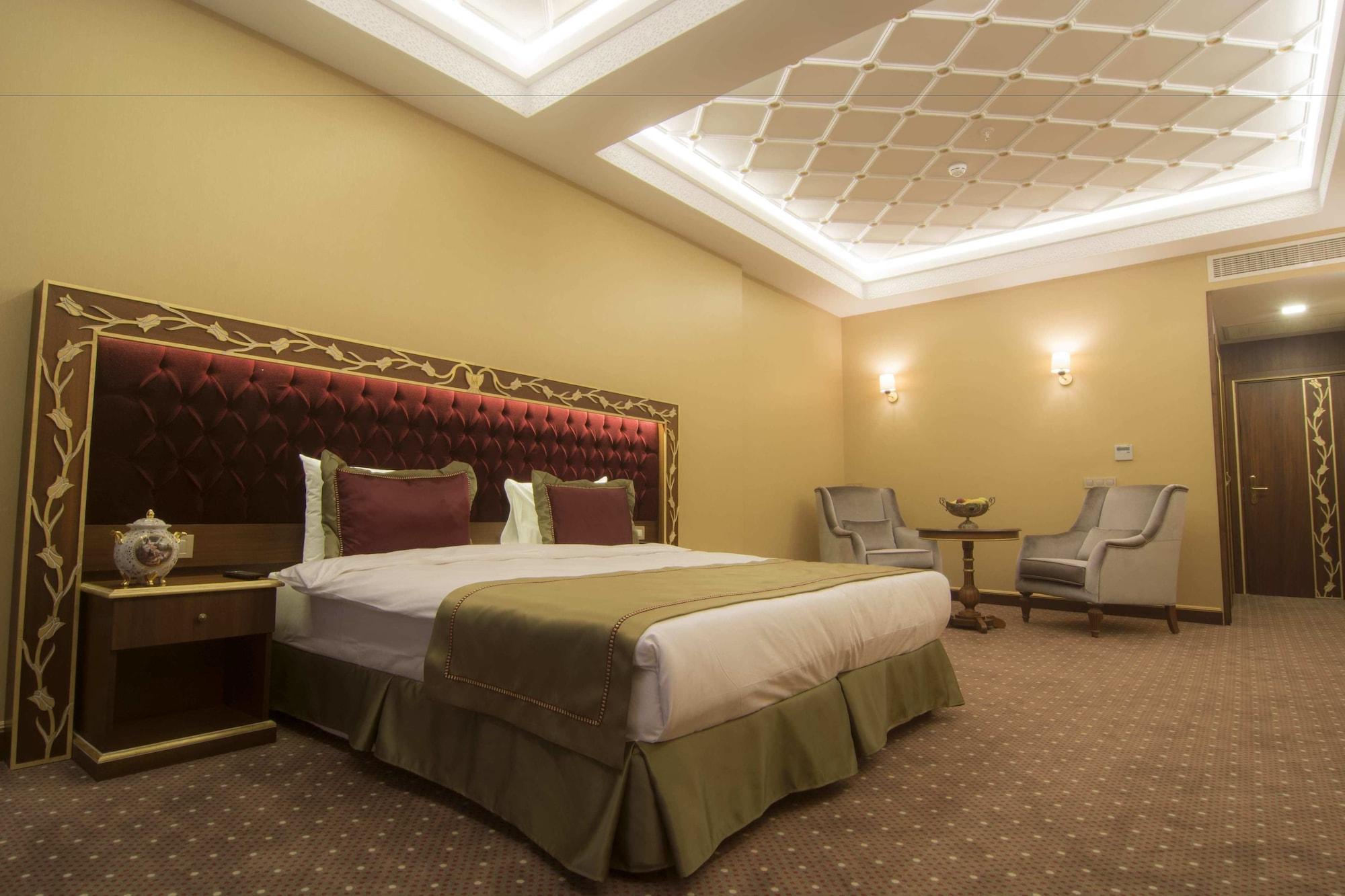 Mb Deluxe Hotel Istanbul Ngoại thất bức ảnh