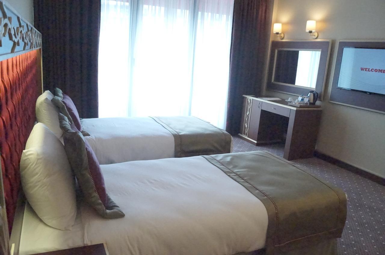 Mb Deluxe Hotel Istanbul Ngoại thất bức ảnh