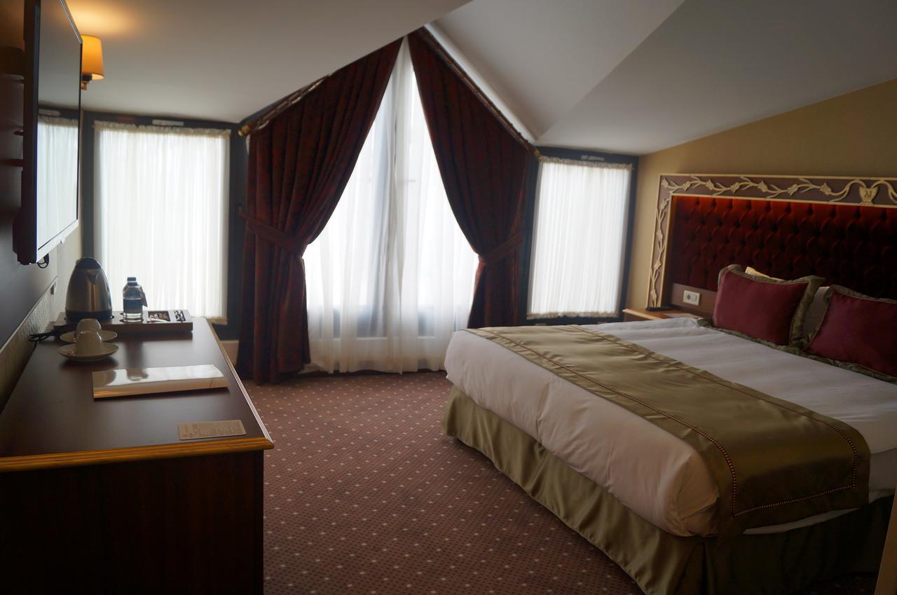 Mb Deluxe Hotel Istanbul Ngoại thất bức ảnh