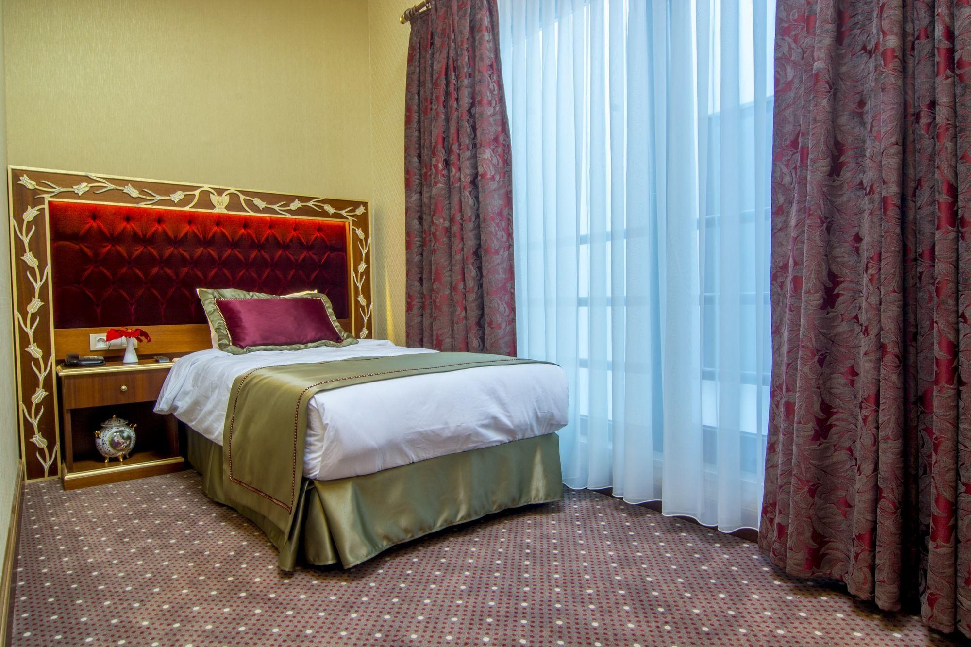 Mb Deluxe Hotel Istanbul Ngoại thất bức ảnh